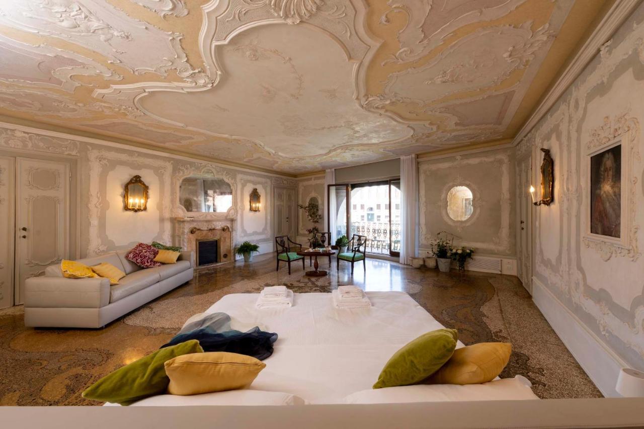 Mocenigo Grand Canal Luxury Suites Venedig Exteriör bild