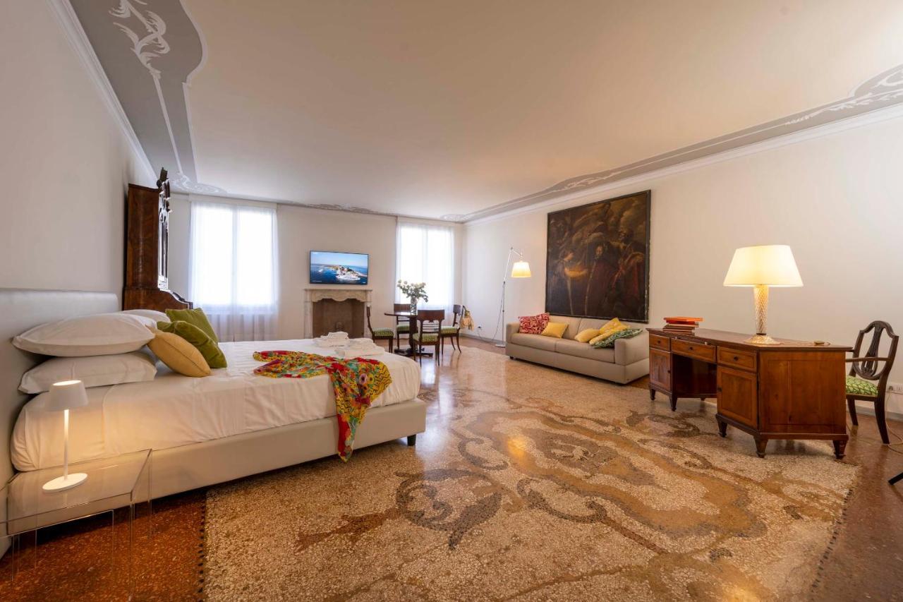 Mocenigo Grand Canal Luxury Suites Venedig Exteriör bild
